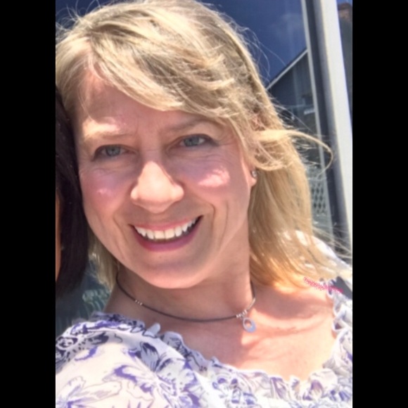 Meet your Posher, Pamela - Picture 15 of 17